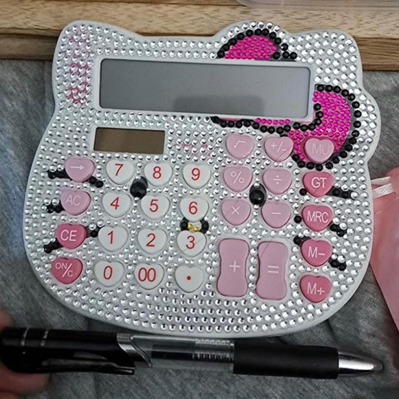 Sanrio Hello Kitty Bedazzled LCD Electronic Calculator - Picture 2 of 3